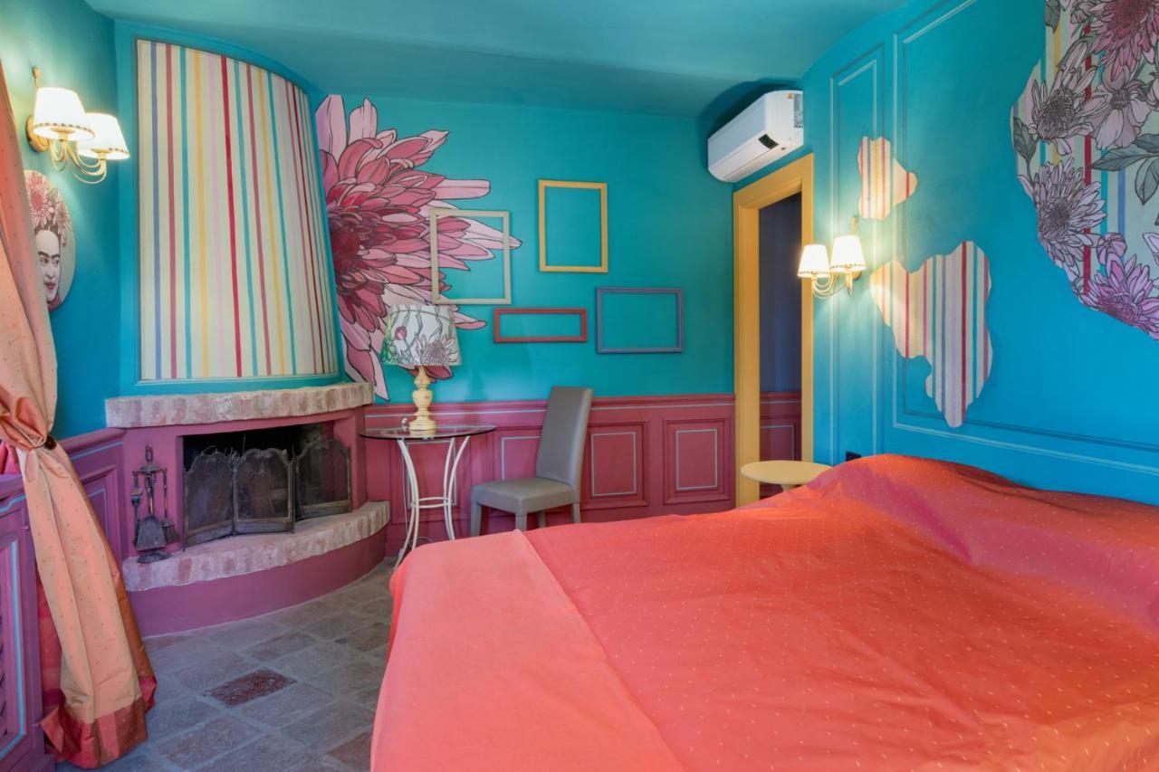 Segnavento -Rooms And Suites- Manta エクステリア 写真